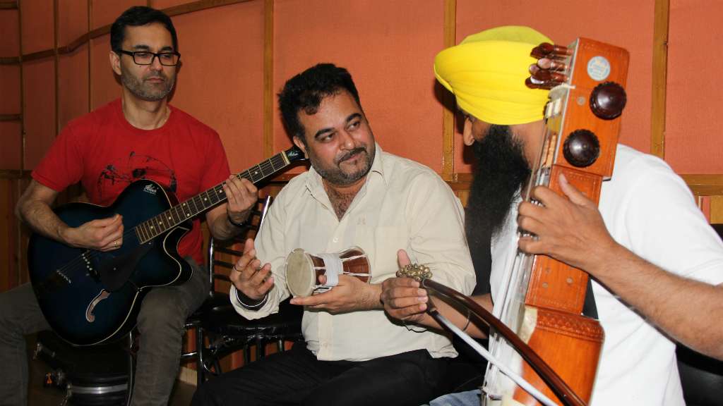 Punjabtronix residency musicians jam